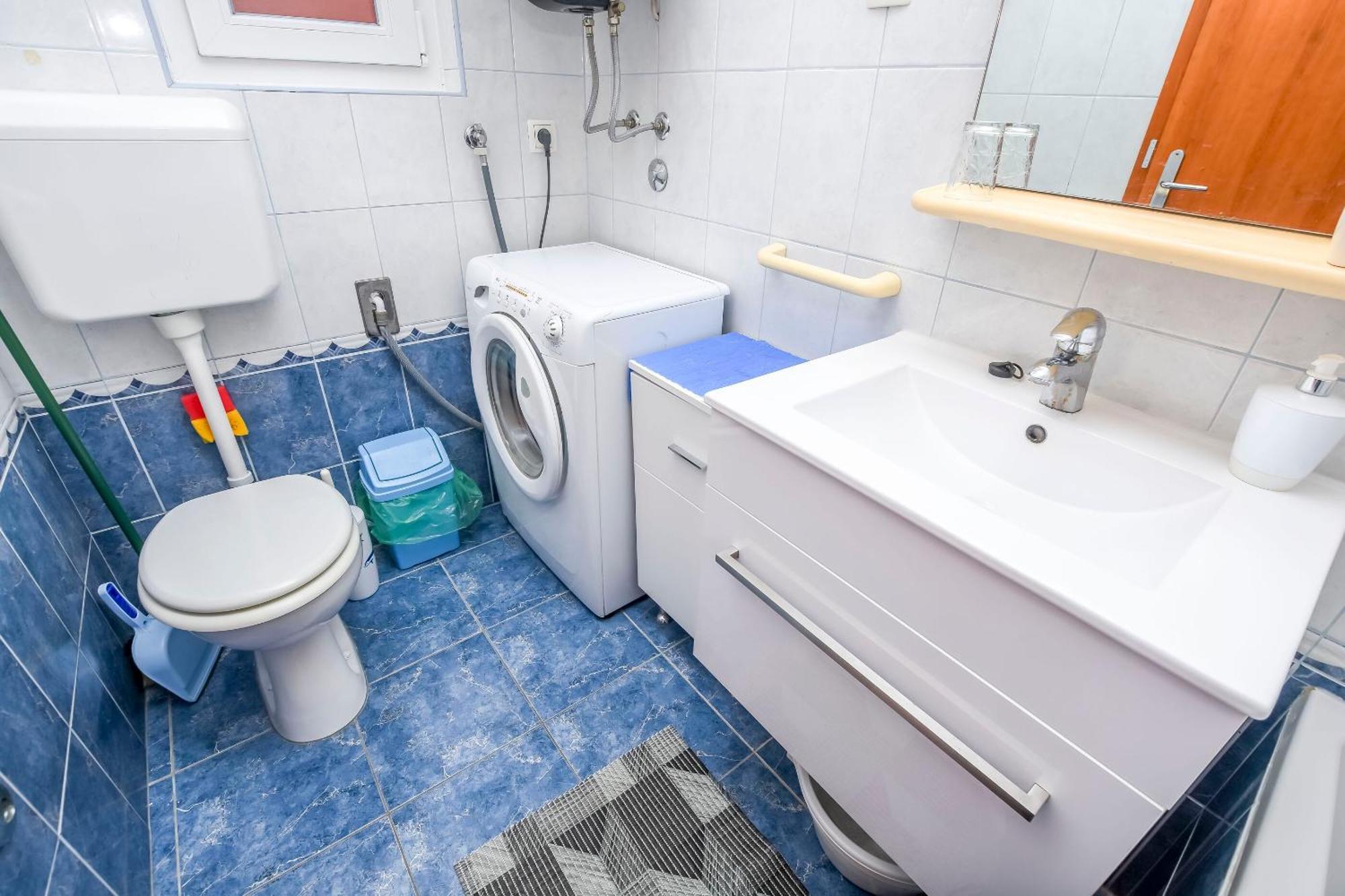 Apartments Vladimir Primosten Bagian luar foto